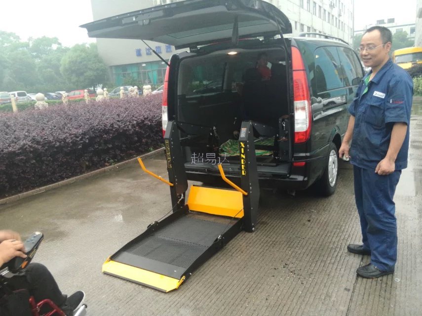 商務(wù)車車載輪椅升降平臺